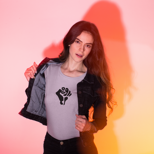 Unisex prémium póló - Ököl